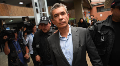 Envían a prisión a exfuncionario del DAS señalado de “chuzar” a pilotos de Avianca