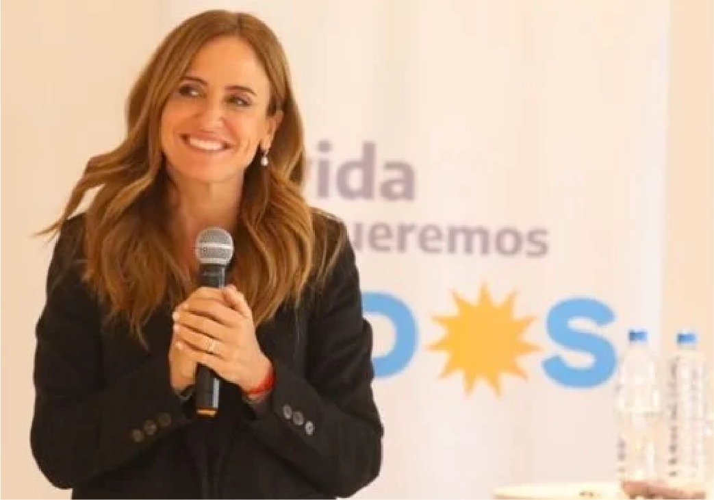 Ex pilotos de LATAM desmintieron a Tolosa Paz: “Oculta que la empresa se fue sólo de la Argentina”